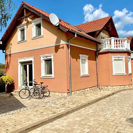 Bikeaway Guesthouse Kereki Екстериор снимка
