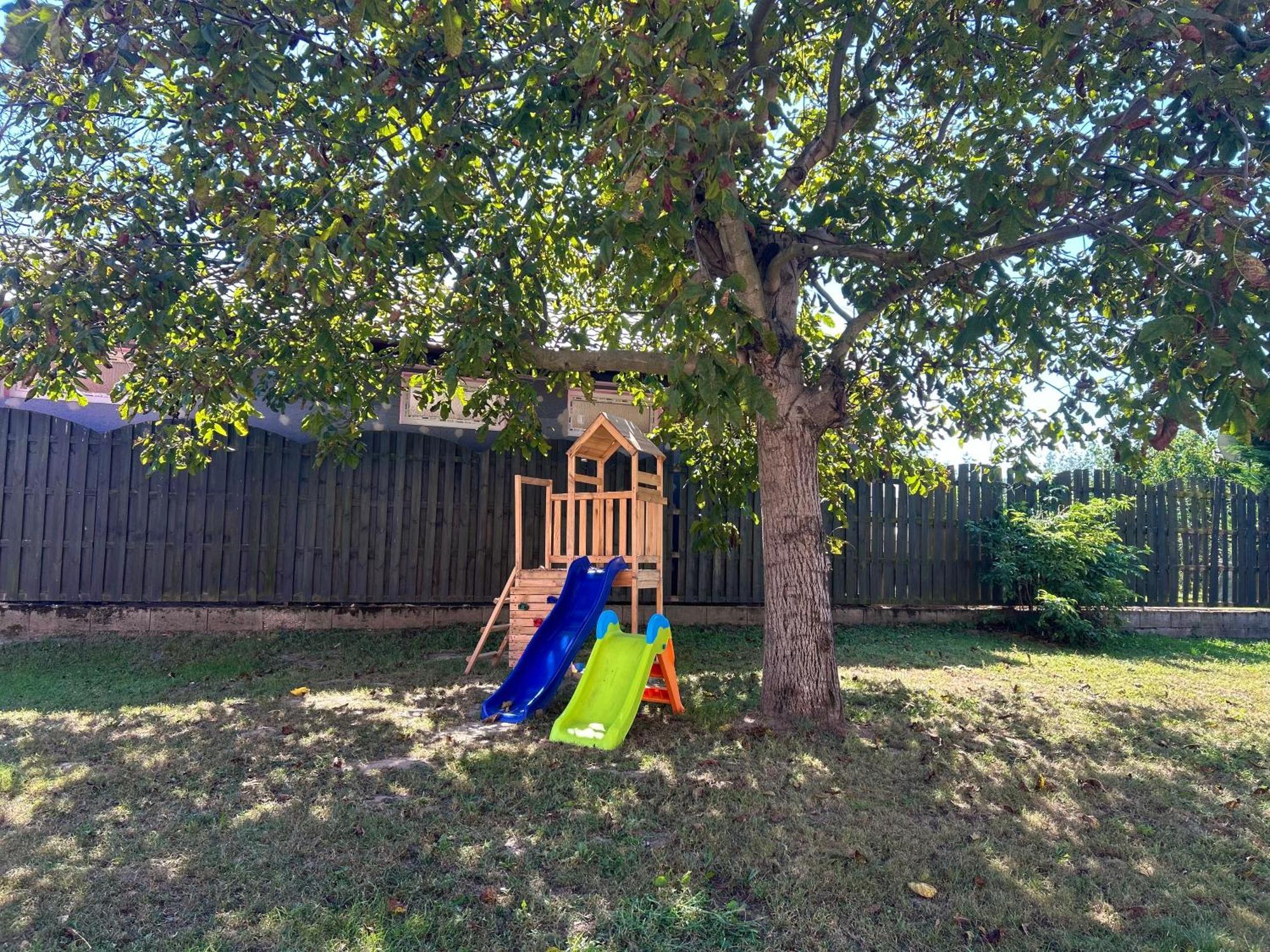 Bikeaway Guesthouse Kereki Екстериор снимка